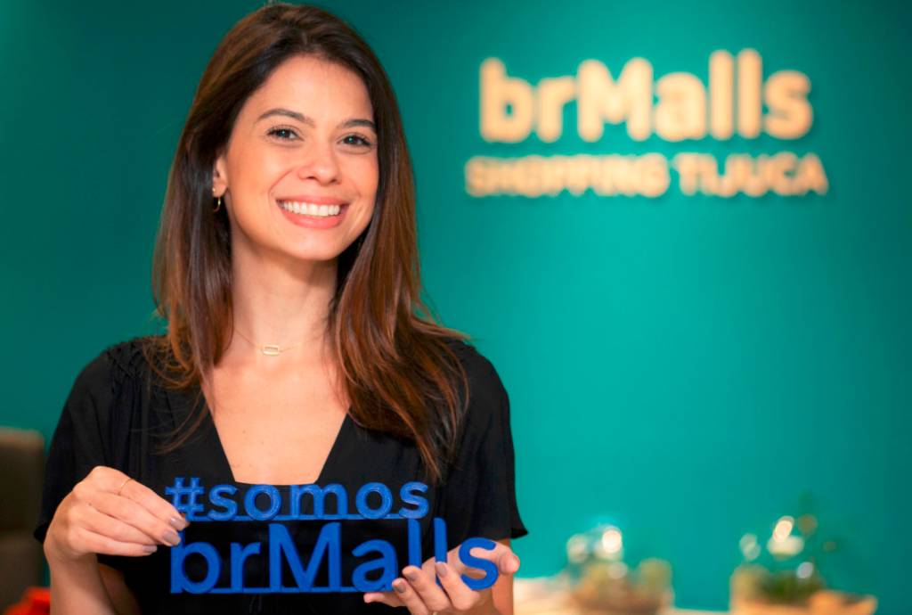 Juliana Blanco juliana-blanco-1