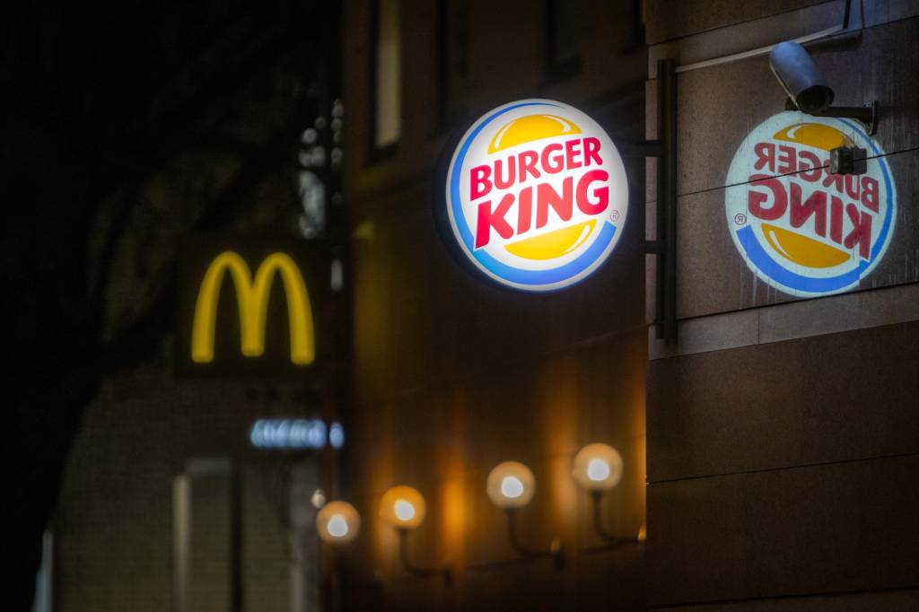 Burger King abre 1.500 vagas e recebe currículos pelo Whatsapp