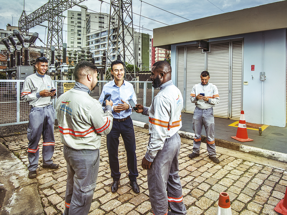 Como manter a comunicação com times em diferentes lugares pelo país