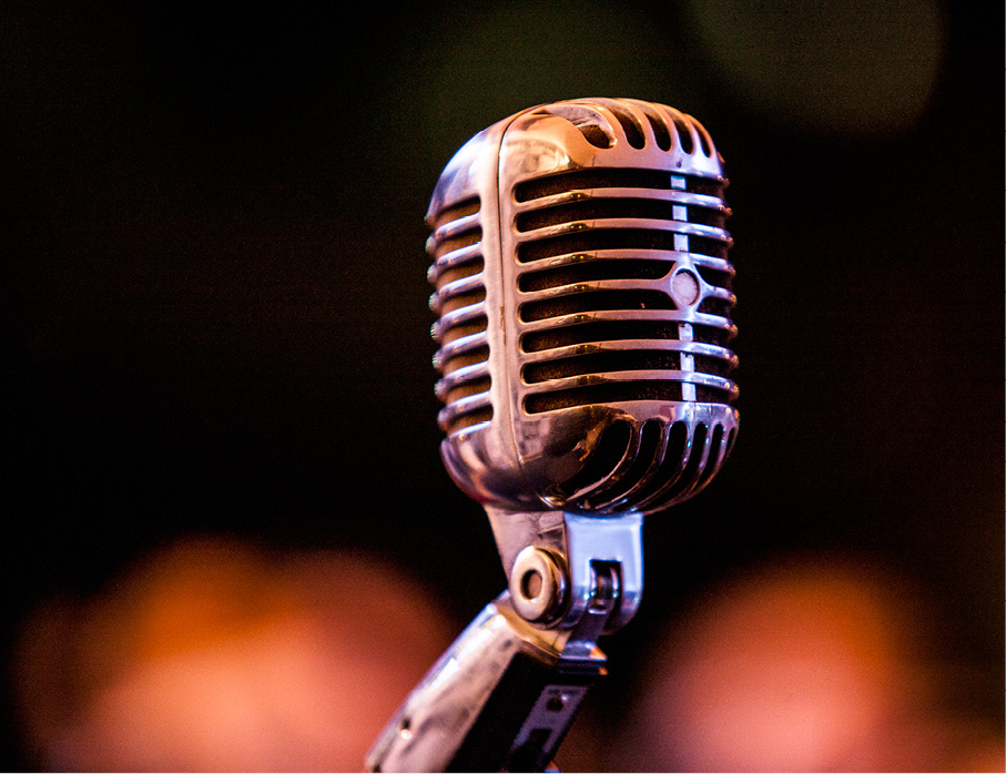 Ninguém precisa de voz de locutor para gravar vídeos. Aprenda a gostar da sua